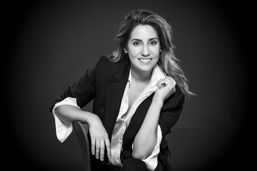 Ángela Banzas, escritora